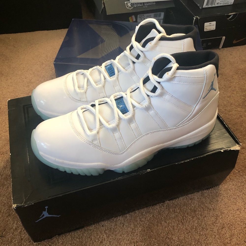 Jordan Retro 11 “Legend Blue”